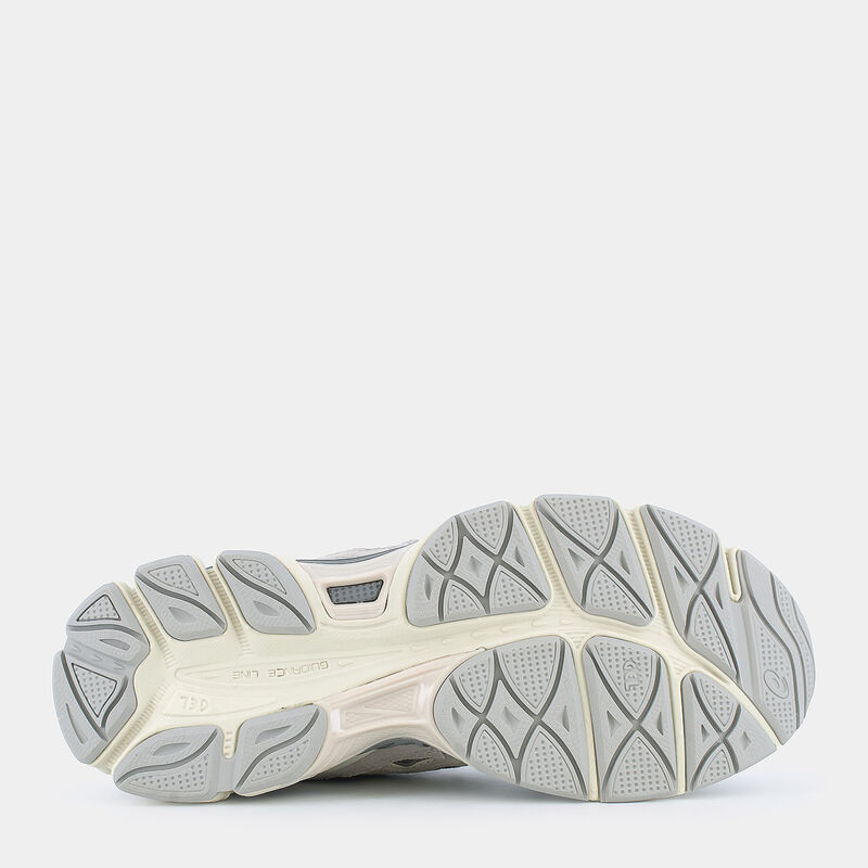NYC 103 E26, 6% da ASICS 1201A789 GEL | null ASICS