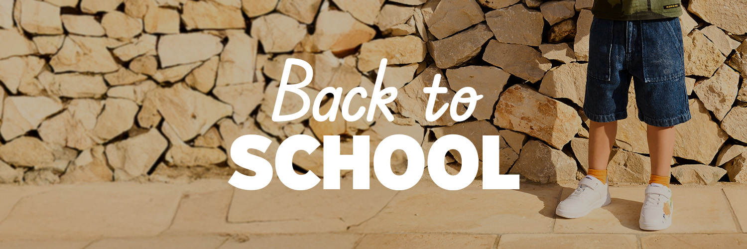 Come vestirsi per il back to school? Ecco i total look per un rientro a scuola con stile